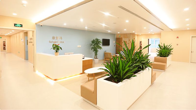 养老护理市场升温，家用陪护机器人品牌如何选对不选贵