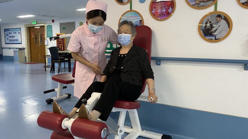 陪护床折叠床：如何选择合适的租赁方案？**